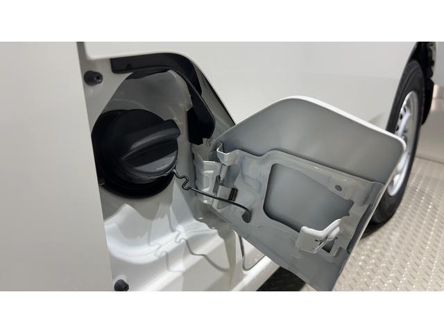 ハイゼットカーゴDXダイハツ認定中古車lCVTlキーレスエントリーlコーナーセンサーlスマートアシストlABSlエアバッグlマニュアルエアコンlパワーウィンドウlリアスモークガラスlAMラジオl保証/整備付(茨城県)の中古車