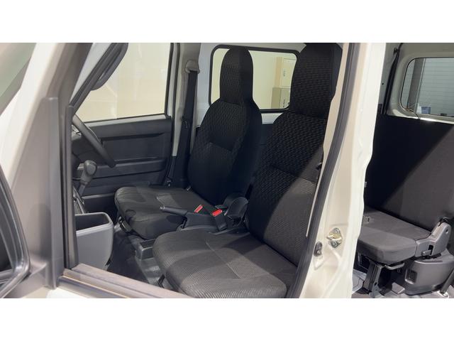 ハイゼットカーゴDXダイハツ認定中古車lCVTlキーレスエントリーlコーナーセンサーlスマートアシストlABSlエアバッグlマニュアルエアコンlパワーウィンドウlリアスモークガラスlAMラジオl保証/整備付(茨城県)の中古車