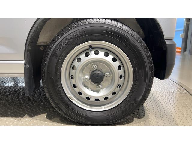 ハイゼットカーゴDXダイハツ認定中古車lCVTlキーレスエントリーlコーナーセンサーlスマートアシストlABSlエアバッグlマニュアルエアコンlパワーウィンドウlリアスモークガラスlAMラジオl保証/整備付(茨城県)の中古車