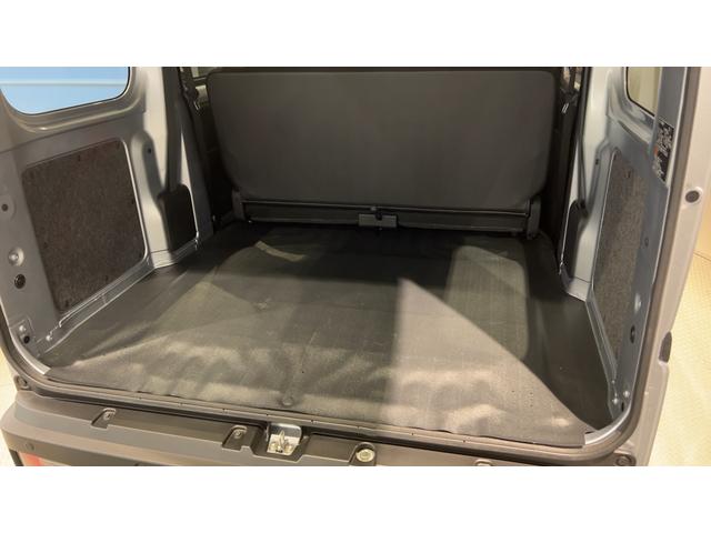 ハイゼットカーゴDXダイハツ認定中古車lCVTlキーレスエントリーlコーナーセンサーlスマートアシストlABSlエアバッグlマニュアルエアコンlパワーウィンドウlリアスモークガラスlAMラジオl保証/整備付(茨城県)の中古車