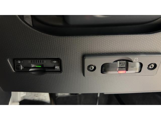タントカスタムＸダイハツ認定中古車ｌ９インチナビｌバックカメラｌドラレコｌＥＴＣｌＬＥＤヘッドライトｌキーフリーｌ両側電動スライドドアｌシートヒーターｌコーナーセンサーｌスマートアシストｌ保証／整備付（茨城県）の中古車