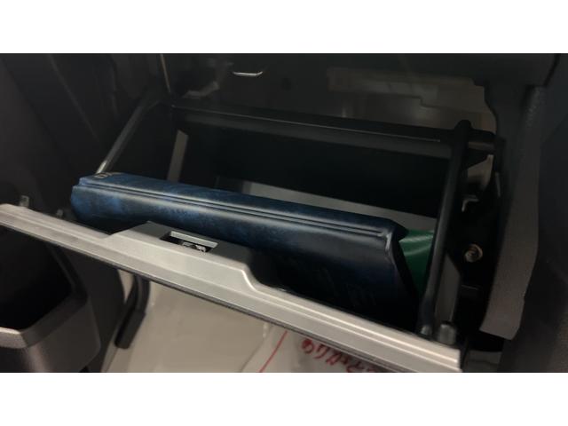 ハイゼットカーゴDXダイハツ認定中古車lCVTlキーレスエントリーlコーナーセンサーlスマートアシストlABSlエアバッグlマニュアルエアコンlパワーウィンドウlリアスモークガラスlAMラジオl保証/整備付(茨城県)の中古車