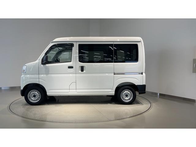 ハイゼットカーゴDXダイハツ認定中古車lCVTlキーレスエントリーlコーナーセンサーlスマートアシストlABSlエアバッグlマニュアルエアコンlパワーウィンドウlリアスモークガラスlAMラジオl保証/整備付(茨城県)の中古車