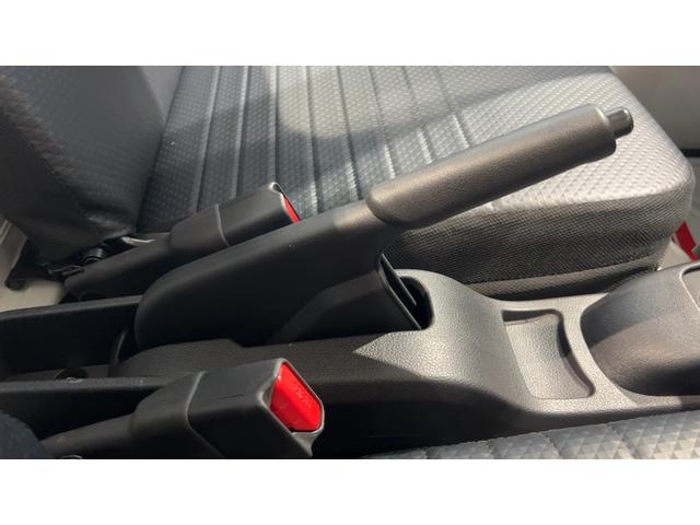 ハイゼットトラックスタンダードダイハツ認定中古車ｌＣＶＴｌ４ＷＤｌＡＢＳｌエアバッグｌエアコンｌパワーステアリングｌカーラジオｌコーナーセンサーｌスマートアシストｌ横滑り防止機能ｌ駆動力確保機能ｌアイドリングストップｌ保証／整備付（茨城県）の中古車