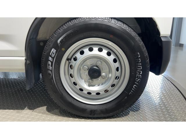 ハイゼットカーゴDXダイハツ認定中古車lCVTlキーレスエントリーlコーナーセンサーlスマートアシストlABSlエアバッグlマニュアルエアコンlパワーウィンドウlリアスモークガラスlAMラジオl保証/整備付(茨城県)の中古車