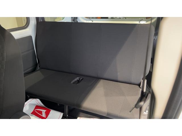 ハイゼットカーゴDXダイハツ認定中古車lCVTlキーレスエントリーlコーナーセンサーlスマートアシストlABSlエアバッグlマニュアルエアコンlパワーウィンドウlリアスモークガラスlAMラジオl保証/整備付(茨城県)の中古車