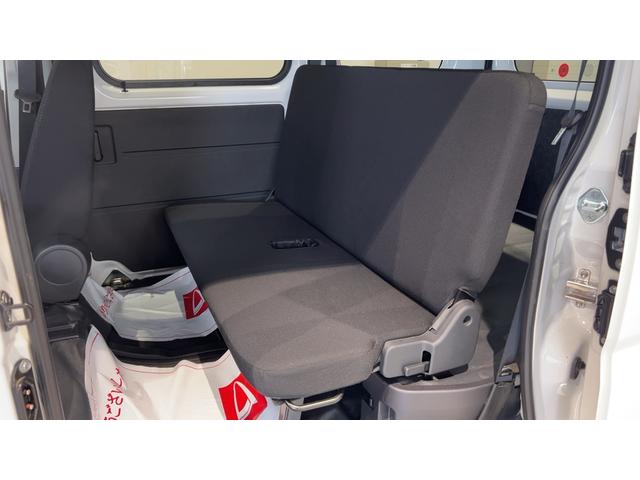 ハイゼットカーゴDXダイハツ認定中古車lCVTlキーレスエントリーlコーナーセンサーlスマートアシストlABSlエアバッグlマニュアルエアコンlパワーウィンドウlリアスモークガラスlAMラジオl保証/整備付(茨城県)の中古車