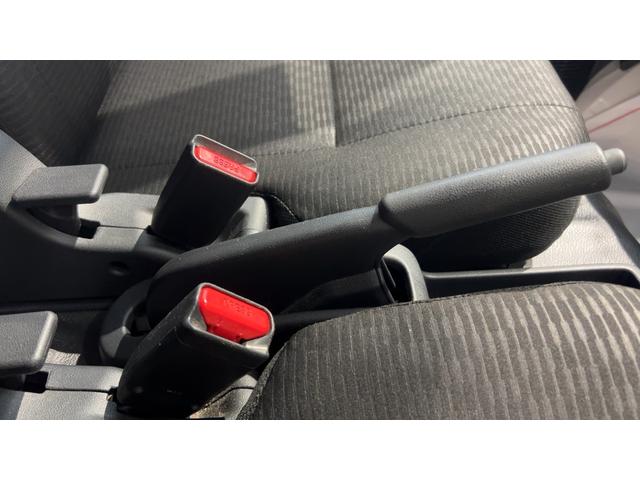 ハイゼットカーゴDXダイハツ認定中古車lCVTlキーレスエントリーlコーナーセンサーlスマートアシストlABSlエアバッグlマニュアルエアコンlパワーウィンドウlリアスモークガラスlAMラジオl保証/整備付(茨城県)の中古車