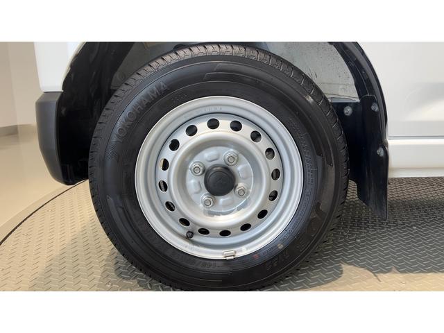 ハイゼットカーゴDXダイハツ認定中古車lCVTlキーレスエントリーlコーナーセンサーlスマートアシストlABSlエアバッグlマニュアルエアコンlパワーウィンドウlリアスモークガラスlAMラジオl保証/整備付(茨城県)の中古車