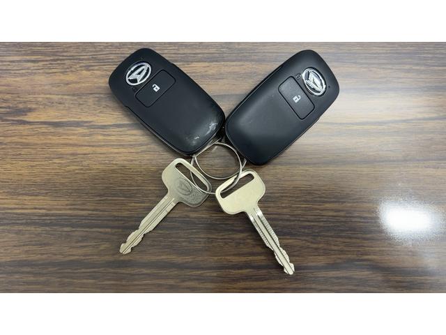ハイゼットトラックジャンボエクストラダイハツ認定中古車lCVTl4WDlパワーウィンドウl電動格納式ドアミラーl荷台ライトlエアコンlコーナーセンサーlスマートアシストl横滑り防止機能l駆動力確保機能l保証/整備付(茨城県)の中古車