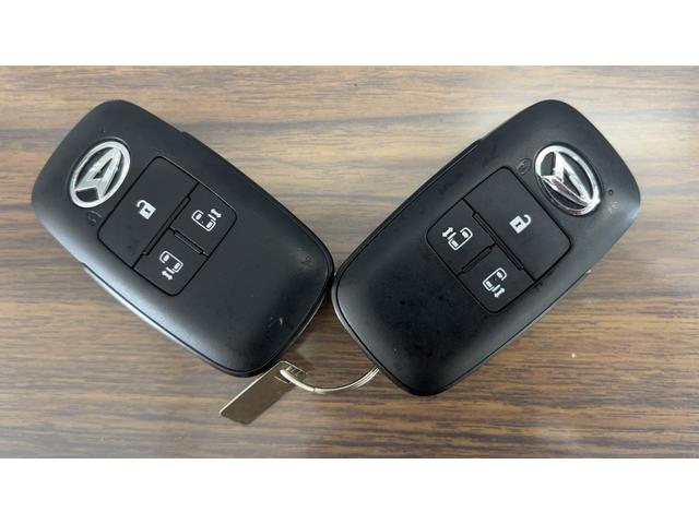 トールカスタムＧダイハツ認定中古車ｌＣＶＴｌＬＥＤヘッドライトｌ両側電動スライドドアｌ電動パーキングブレーキｌコーナーセンサーｌキーフリーシステムｌプッシュボタンスタートｌスマートアシストｌ保証／整備付（茨城県）の中古車