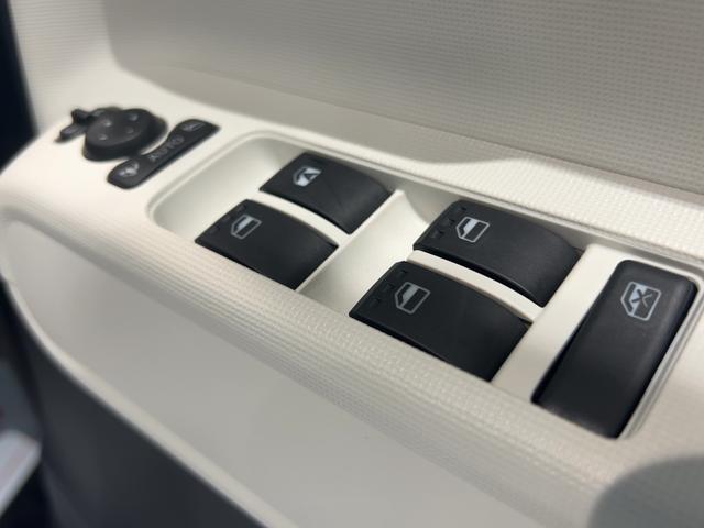 ムーヴキャンバスストライプスＧダイハツ認定中古車ｌＣＶＴｌ両側電動スライドドアｌ電動パーキングブレーキｌＬＥＤヘッドライトｌフォグランプｌシートヒーターｌオートエアコンｌキーフリーシステムｌスマートアシストｌ保証／整備付（茨城県）の中古車
