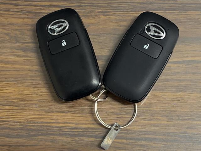 ハイゼットカーゴデッキバンＧダイハツ認定中古車ｌ４ＷＤｌＣＶＴｌキーレスｌコーナーセンサーｌスマートアシストｌＡＢＳｌ２ＷＤｌエアバッグｌエアコンｌパワーウィンドウｌリアスライドドア・リアウィンドスモークガラスｌ保証／整備付（茨城県）の中古車