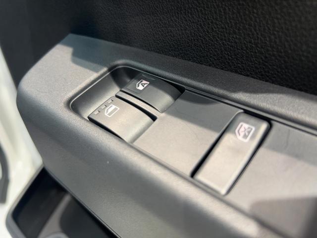 ハイゼットカーゴDXダイハツ認定中古車lCVTlキーレスエントリーlコーナーセンサーlスマートアシストlABSlエアバッグlマニュアルエアコンlパワーウィンドウlリアスモークガラスlAMラジオl保証/整備付(茨城県)の中古車