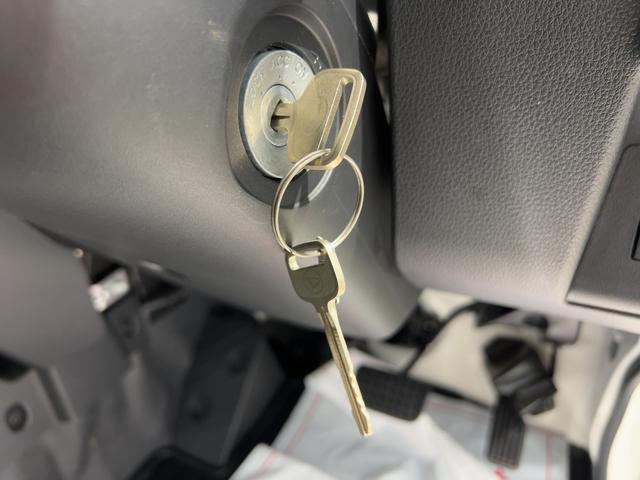 ハイゼットトラックスタンダード 農用スペシャルダイハツ認定中古車lCVTl4WDlHi−Low切り替えlカーラジオlABSl荷台ライトlエアバッグlエアコンlコーナーセンサーlスマートアシストl横滑り防止機能l駆動力確保機能l保証/整備付(茨城県)の中古車