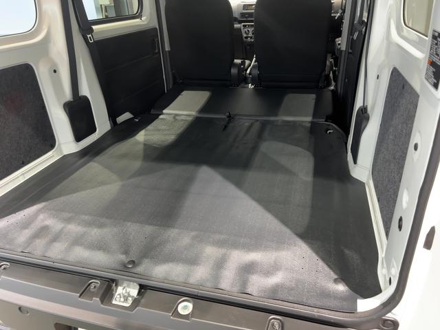 ハイゼットカーゴDXダイハツ認定中古車lCVTlキーレスエントリーlコーナーセンサーlスマートアシストlABSlエアバッグlマニュアルエアコンlパワーウィンドウlリアスモークガラスlAMラジオl保証/整備付(茨城県)の中古車
