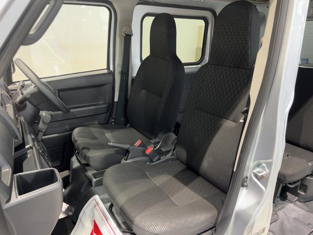 ハイゼットカーゴ 中古車 ＤＸダイハツ認定中古車ｌＣＶＴｌキーレスエントリーｌコーナーセンサーｌスマートアシストｌＡＢＳｌエアバッグｌマニュアルエアコンｌパワーウィンドウｌリアスモークガラスｌＡＭラジオｌ保証／整備付