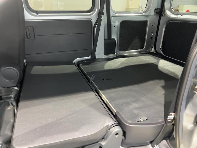 ハイゼットカーゴDXダイハツ認定中古車lCVTlキーレスエントリーlコーナーセンサーlスマートアシストlABSlエアバッグlマニュアルエアコンlパワーウィンドウlリアスモークガラスlAMラジオl保証/整備付(茨城県)の中古車