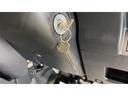 ５速マニュアル　エアコン　パワステ　ＡＭ／ＦＭラジオ（茨城県）の中古車