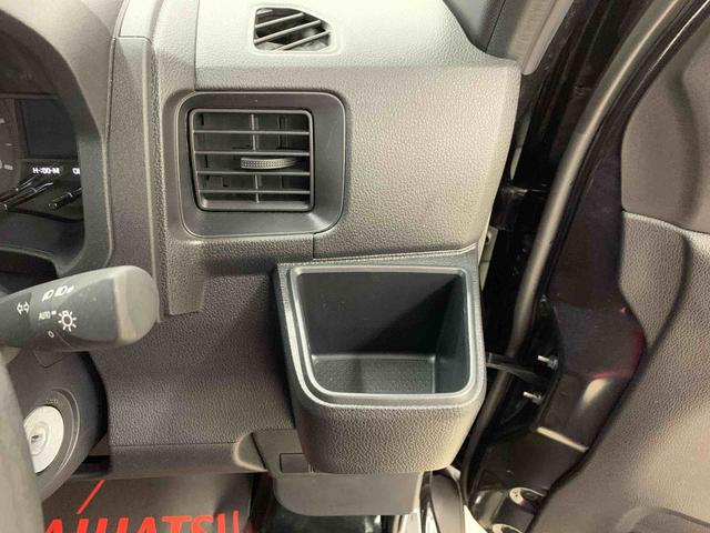 ハイゼットカーゴDX 2WD両側スライドドア・LEDヘッドライト・オートライト・オートマチックハイビーム・AMFMラジオ・マニュアルエアコン・キーレスエントリー・アイドリングストップ・スマートアシスト(群馬県)の中古車