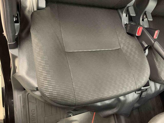 ハイゼットカーゴDX 2WD両側スライドドア・LEDヘッドライト・オートライト・オートマチックハイビーム・AMFMラジオ・マニュアルエアコン・キーレスエントリー・アイドリングストップ・スマートアシスト(群馬県)の中古車