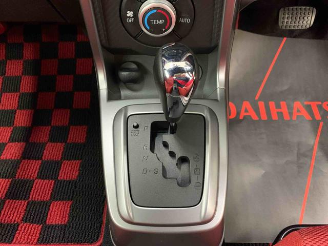 コペンローブ　２ＷＤオープンカー・ＬＥＤヘッドライト・プッシュスタートボタン・アイドリングストップ・センターカップホルダー・オートエアコン・電動格納式ドアミラー（群馬県）の中古車