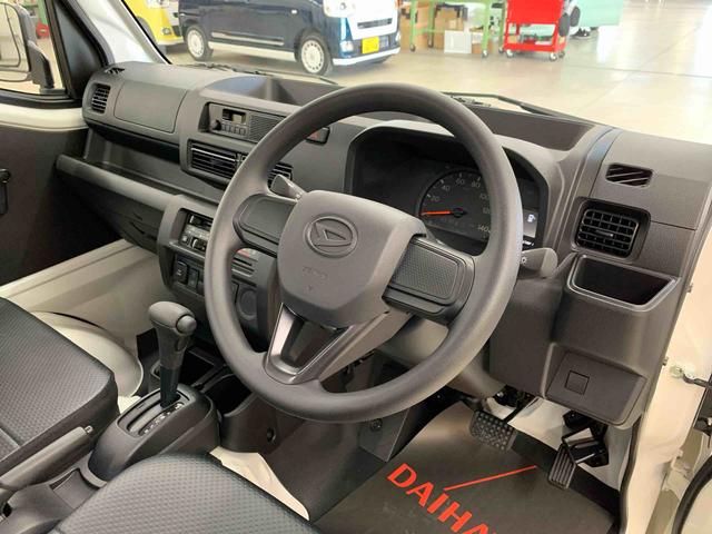 ハイゼットトラックスタンダード　４ＷＤオートライト・オートマチックハイビーム・キーレスエントリー・アイドリングストップ・ＡＭＦＭラジオ・マニュアルエアコン・スマートアシスト（群馬県）の中古車