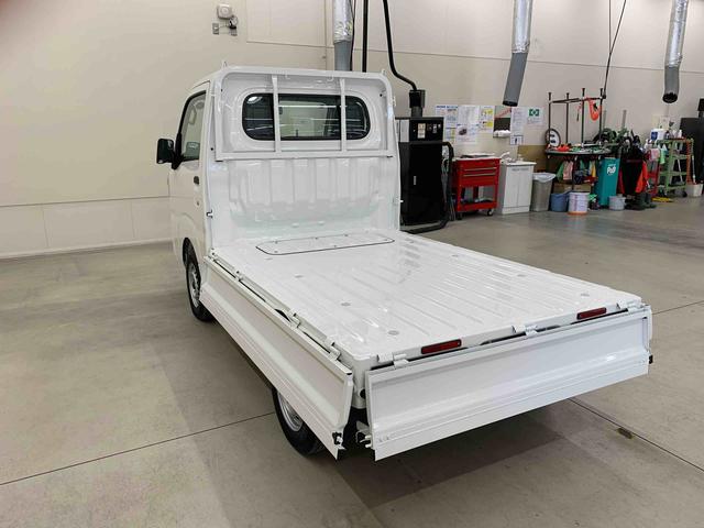 ハイゼットトラックスタンダード　４ＷＤオートライト・オートマチックハイビーム・キーレスエントリー・アイドリングストップ・ＡＭＦＭラジオ・マニュアルエアコン・スマートアシスト（群馬県）の中古車