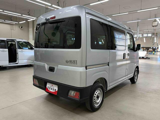 ハイゼットカーゴDX 2WDオートライト・オートマチックハイビーム・キーレスエントリー・アイドリングストップ・AMFMラジオ・マニュアルエアコン・水平格納式リヤシート・スマートアシスト(群馬県)の中古車