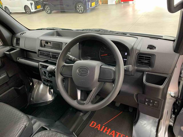 ハイゼットカーゴDX 2WDオートライト・オートマチックハイビーム・キーレスエントリー・アイドリングストップ・AMFMラジオ・マニュアルエアコン・水平格納式リヤシート・スマートアシスト(群馬県)の中古車
