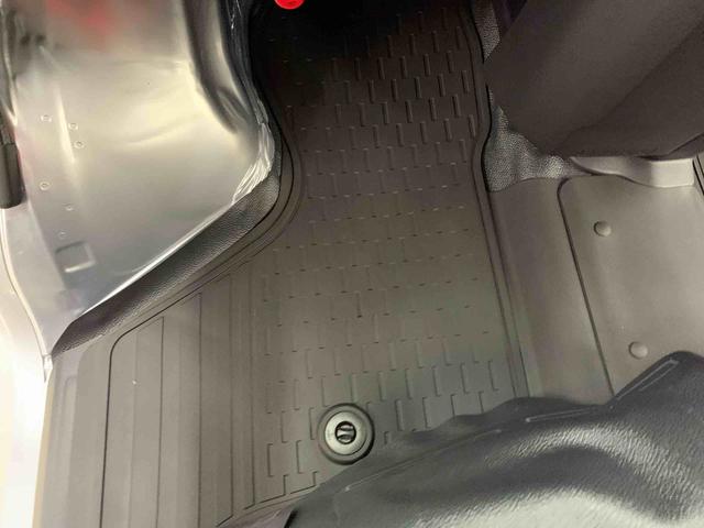 ハイゼットカーゴDX 2WDオートライト・オートマチックハイビーム・キーレスエントリー・アイドリングストップ・AMFMラジオ・マニュアルエアコン・水平格納式リヤシート・スマートアシスト(群馬県)の中古車