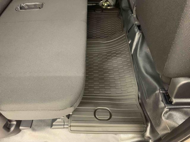 ハイゼットカーゴDX 2WDオートライト・オートマチックハイビーム・キーレスエントリー・アイドリングストップ・AMFMラジオ・マニュアルエアコン・水平格納式リヤシート・スマートアシスト(群馬県)の中古車