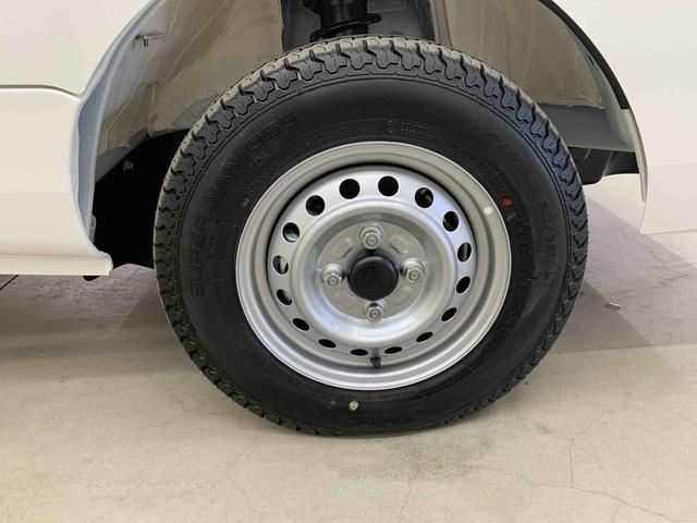 ハイゼットトラックスタンダード 4WDオートライト・オートマチックハイビーム・AMFMラジオ・キーレスエントリー・アイドリングストップ・マニュアルエアコン・スマートアシスト(群馬県)の中古車