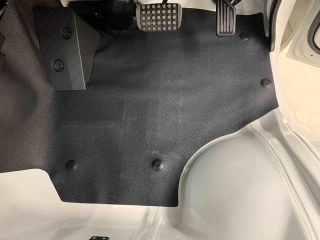 ハイゼットトラックスタンダード 4WDオートライト・オートマチックハイビーム・AMFMラジオ・キーレスエントリー・アイドリングストップ・マニュアルエアコン・スマートアシスト(群馬県)の中古車