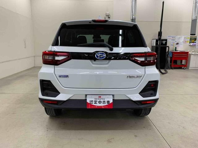 ロッキープレミアムG HEVLEDヘッドライト・パノラマモニター・シートヒーター・スマートアシスト・プッシュボタンスタート・オートライト・オートマチックハイビーム・オートエアコン・電動格納式ドアミラー(群馬県)の中古車