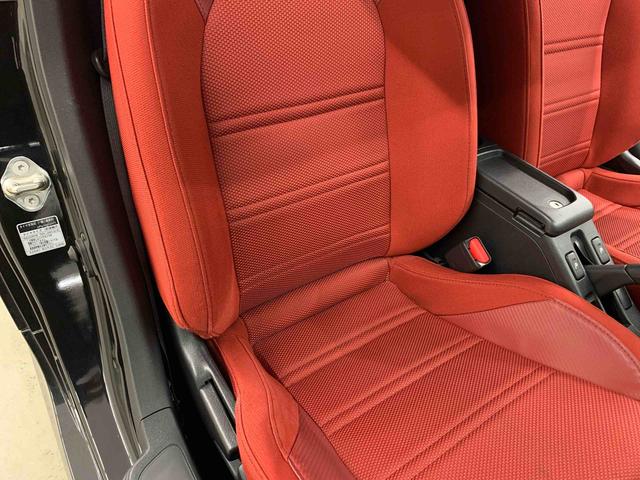 コペンセロＬＥＤヘッドライト・ナビ・シートヒーター・電動オープンカー・プッシュボタンスタート・オートエアコン・内装レッドインテリアパック（群馬県）の中古車