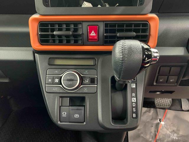 タントファンクロスターボ 2WDLEDヘッドライト 運転席助手席シートヒーター 両側電動スライドドア 電動パーキングブレーキ オートエアコン バックカメラ プッシュボタンスタート キーフリー オートライト スマートアシスト(群馬県)の中古車