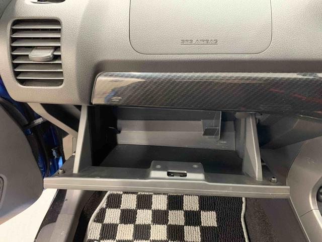 コペンローブ 2WD 走行45752キロオープンカー キーフリー プッシュボタンスタート LEDヘッドライト ETC アイドリングストップ オートエアコン センターカップホルダー 運転席助手席シートヒーター 助手席エアバック(群馬県)の中古車
