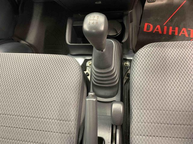 ハイゼットトラックＥＸＴ　４ＷＤ５速ＭＴ・ＣＤチューナー・キーレスエントリー・マニュアルエアコン（群馬県）の中古車