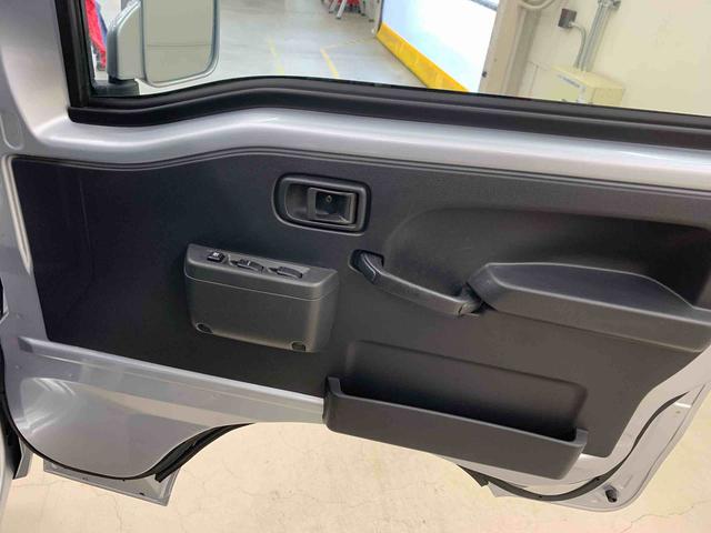 ハイゼットトラックＥＸＴ　４ＷＤ５速ＭＴ・ＣＤチューナー・キーレスエントリー・マニュアルエアコン（群馬県）の中古車