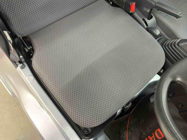 ハイゼットトラックＥＸＴ　４ＷＤ５速ＭＴ・ＣＤチューナー・キーレスエントリー・マニュアルエアコン（群馬県）の中古車