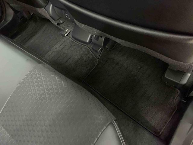 ロッキープレミアムＧ　４ＷＤＬＥＤヘッドライト・オートライト・オートマチックハイビーム・プッシュスタートボタン・アイドリングストップ・シートヒーター・オートエアコン・電動パーキングブレーキ・スマートアシスト（群馬県）の中古車