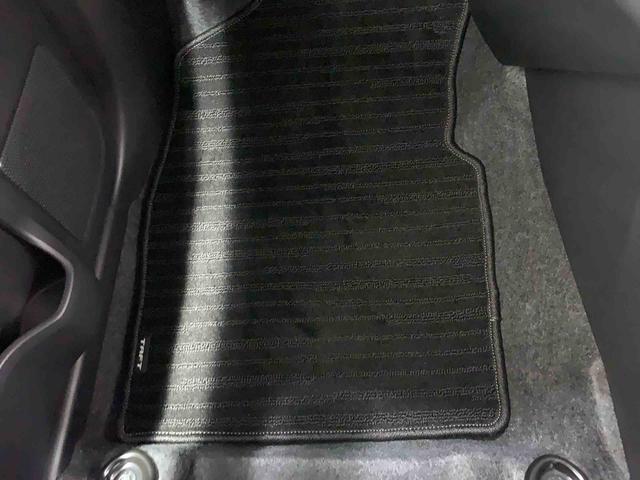 タフトＧ　ダーククロムベンチャー　２ＷＤ　走行１３５４キロアイドリングストップ　オートエアコン　キーフリー　プッシュボタンスタート　電動パーキングブレーキ　ＬＥＤヘッドライト　オートライト　シートヒーター　スマートアシスト　ガラスルーフ　バックカメラ（群馬県）の中古車