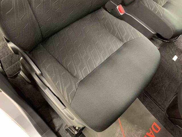 トールカスタムＧ　リミテッド　ＳＡIII　２ＷＤ両側電動スライドドア・ＬＥＤヘッドライト・ナビ・ドラレコ・パノラマモニター・プッシュボタンスタート・スマートアシスト（群馬県）の中古車