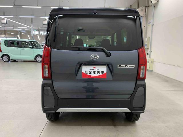 タントファンクロス　２ＷＤ元当社試乗車　純正９インチディスプレーオーディオ　バックカメラ　キーフリー　電動パーキングブレーキ　リヤ両側電動スライドドア　ＬＥＤヘッドライト　シートヒーター　スマートアシスト　アイドリングストップ（群馬県）の中古車