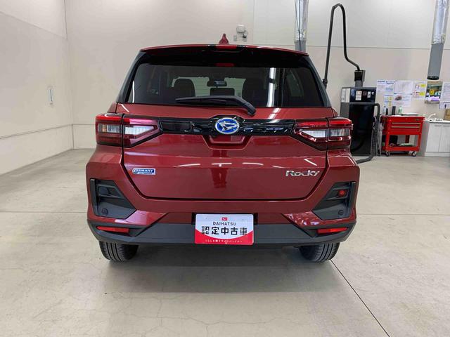 ロッキープレミアムＧ　ＨＥＶＬＥＤヘッドライト・バックカメラ・シートヒーター・スマートアシスト・プッシュボタンスタート・オートライト・オートマチックハイビーム・オートエアコン・電動格納式ドアミラー（群馬県）の中古車