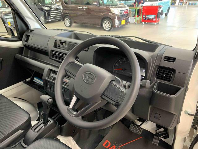 ハイゼットトラックスタンダード　４ＷＤオートライト・オートマチックハイビーム・ＡＭＦＭラジオ・マニュアルエアコン・キーレスエントリー・アイドリングストップ・スマートアシスト（群馬県）の中古車