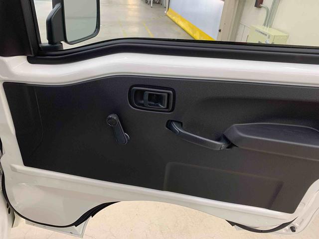 ハイゼットトラックスタンダード 4WDオートライト・オートマチックハイビーム・AMFMラジオ・マニュアルエアコン・キーレスエントリー・アイドリングストップ・スマートアシスト(群馬県)の中古車