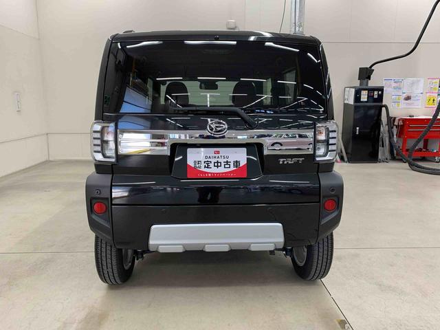 タフトG クロムベンチャー 2WD 走行4301キロバックカメラ オートエアコン 運転席助手席シートヒーター プッシュボタンスタート LEDヘッドライト オートライト スマートアシスト アイドリングストップ ガラスルーフ 電動パーキングブレーキ(群馬県)の中古車