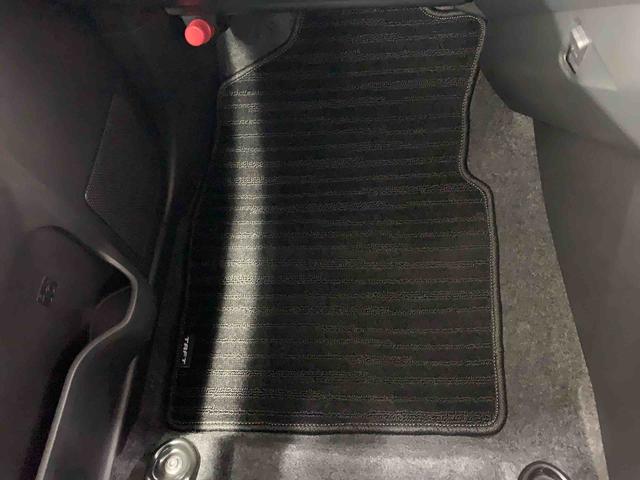 タフトG クロムベンチャー 2WD 走行4301キロバックカメラ オートエアコン 運転席助手席シートヒーター プッシュボタンスタート LEDヘッドライト オートライト スマートアシスト アイドリングストップ ガラスルーフ 電動パーキングブレーキ(群馬県)の中古車